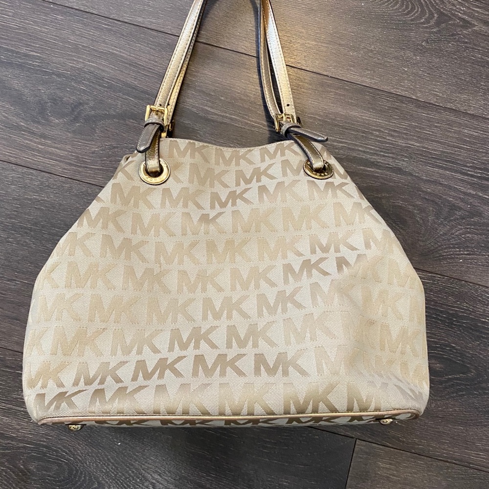 Michael Kors bag